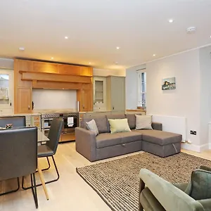 Apartamento Joivy Modern And Airy Flat On The Historic Royal Mile Edimburgo