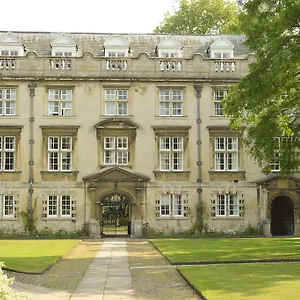 Otel Christ's College, CBG
