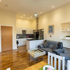 New 2 Bed With Stunning Views Of Arthur Seat Mountain Royaume-Uni