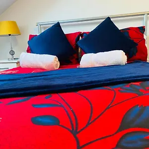 Bed & Breakfast Manor Homes