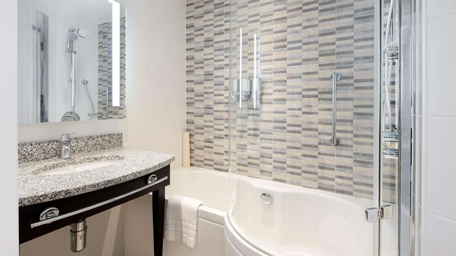 Hampton By Hilton London Stansted Airport Hotel Stansted Mountfitchet United Kingdom