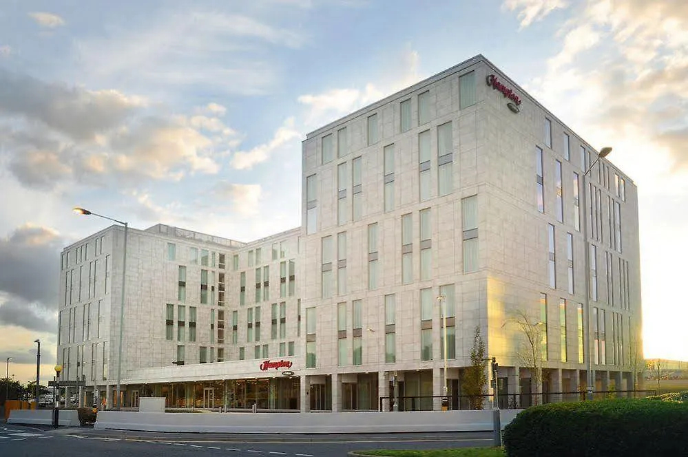 Hampton By Hilton London Stansted Airport Hotel Stansted Mountfitchet