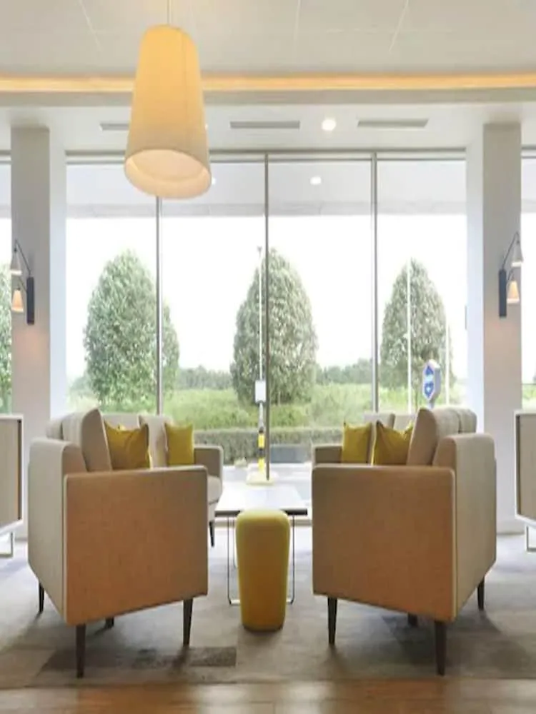 ***  Hotel Hampton By Hilton London Stansted Airport à Stansted Mountfitchet Royaume-Uni